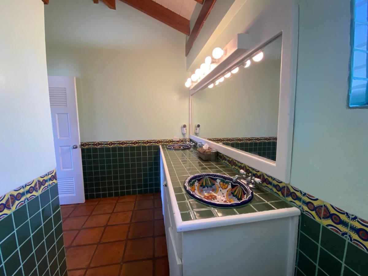 Tranquility Beach Suites Placencia エクステリア 写真