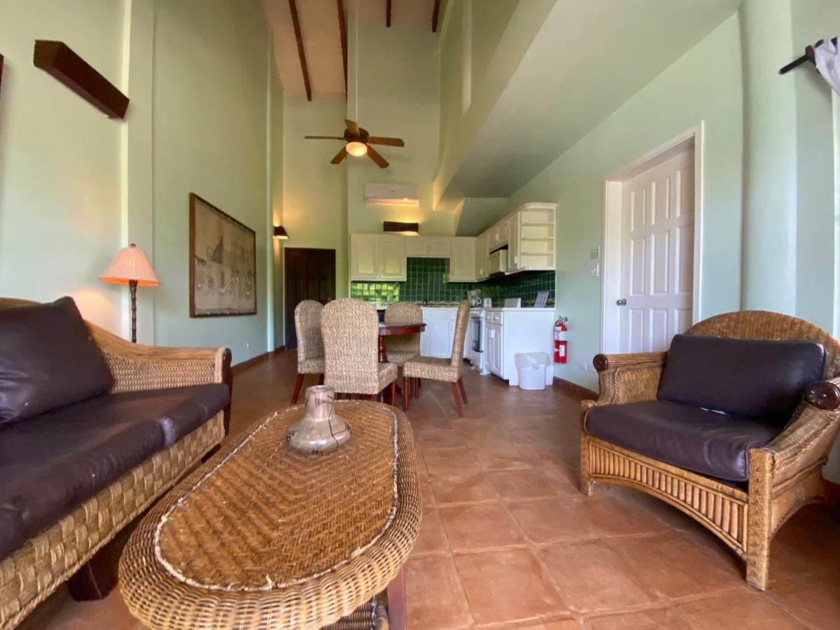 Tranquility Beach Suites Placencia エクステリア 写真
